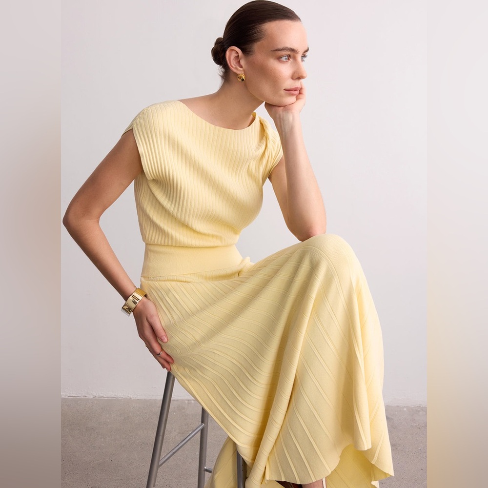 Commense Ribbed Knit Maxi Skirt - Picture 3 of 7
